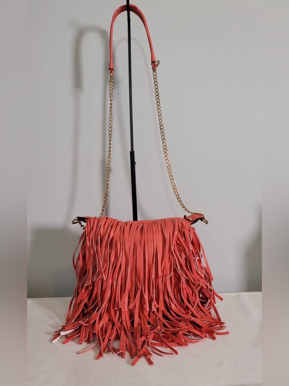 Yoki Coral Fringe Crossbody Bag Faux Leather Boho Chain Shoulder Strap Purse